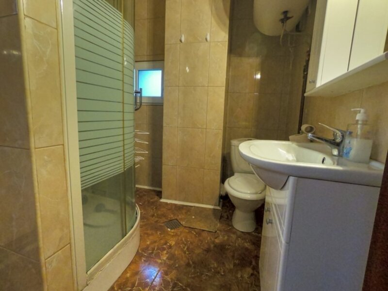 Armeneasca, Mosilor, vanzare apartament 2 camere cu centrala.