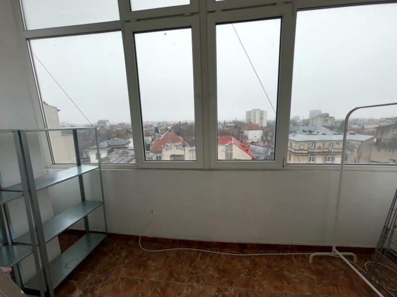 Armeneasca, Mosilor, vanzare apartament 2 camere cu centrala.